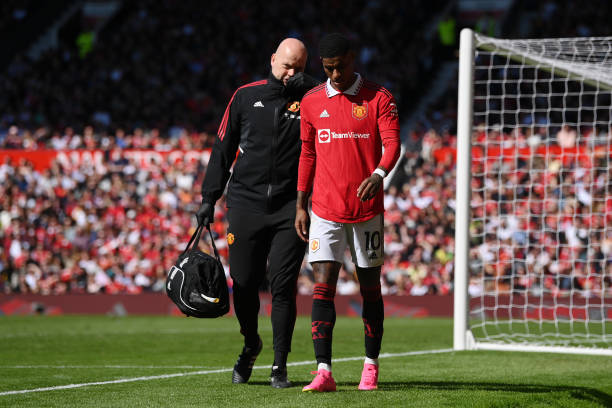 MANCHESTER, ENGLAND - APRIL 08: Marcus Rashford of Manchester United leaves the pitch due to an injury during the Premier League match between Manchester United and Everton FC at Old Trafford on April 08, 2023 in Manchester, England. (Photo by Stu Forster/Getty Images)